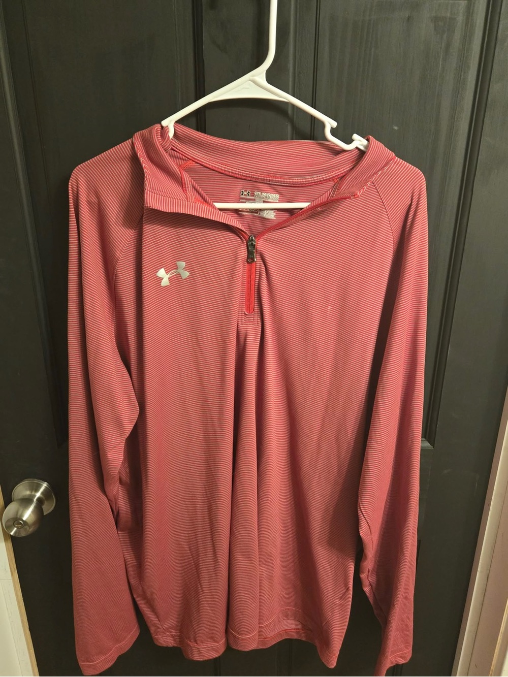 Under Armour Men’s Long Sleeve Quarter-Zip Shirt - Red